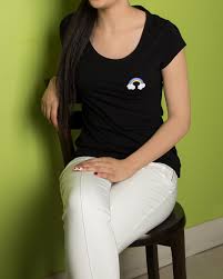 تیشرت زنانه ساده یقه گرد